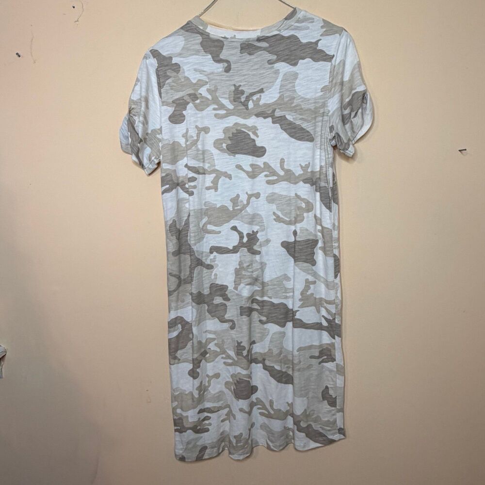 NWT Sanctuary Ivory Beige Camo Printed Cold Shoulder T Shirt Dress Women’s Size - Picture 6 of 6